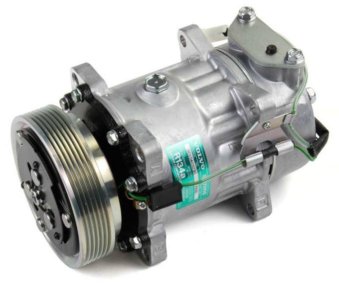 Volvo A/C Compressor (Rebuilt) 8601531